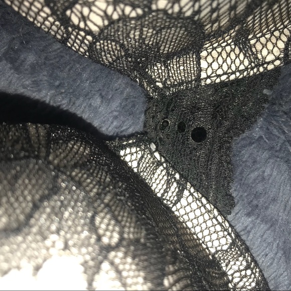 3 for $45 Victoria’s Secret Push Up Bra 34c - Picture 2 of 4